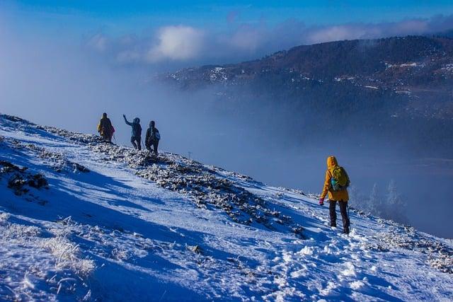 Understanding ​the Importance of Trekking Pole Weight for Optimal Performance